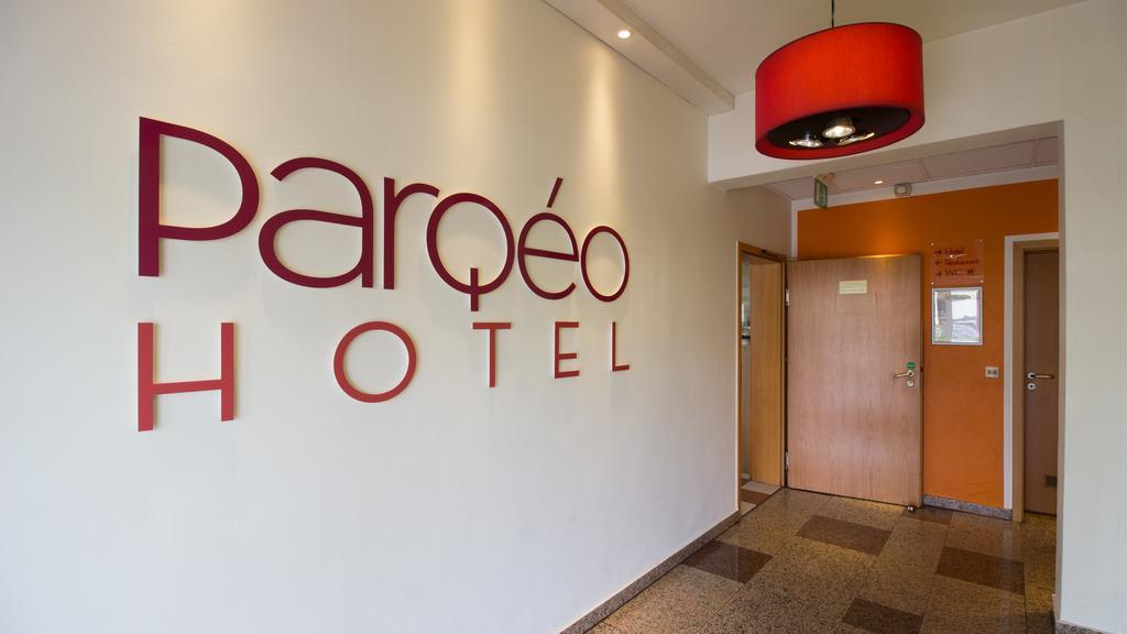 Hotel Parqeo Im A66 Гельнхаузен Экстерьер фото